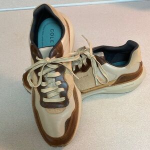 NEW Cole Hahn sneakers; Acorn/Sesame color; perfect for casual/bus. casual